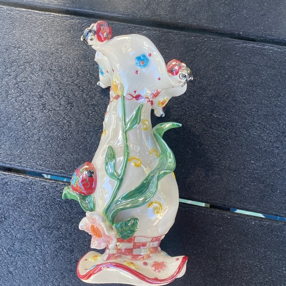 Ladybug Vase with iridescent glaze - Picture 2 of 7